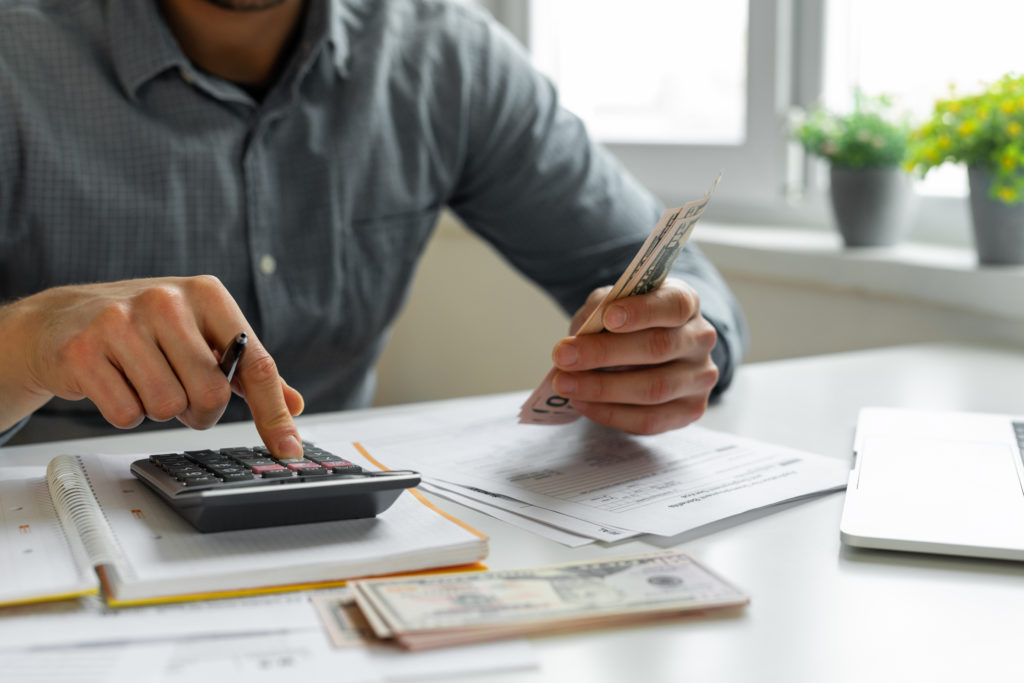 How Much Does the Average Real Estate Agent Make?